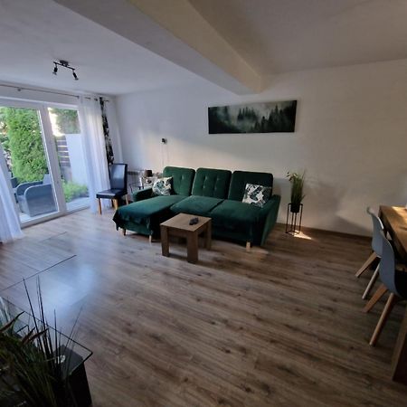 Apartamenty Pod Sosnami Ostroda Miedzylesie 6Os Oda fotoğraf