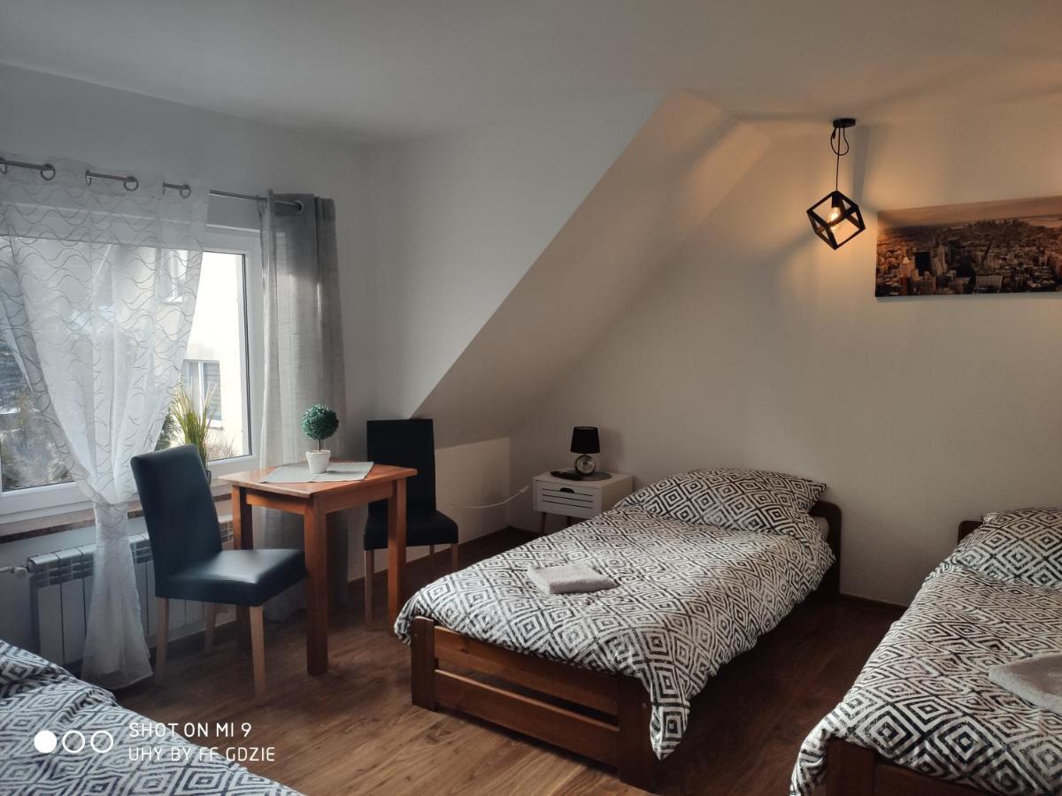 Apartamenty Pod Sosnami Ostroda Miedzylesie 6Os Oda fotoğraf