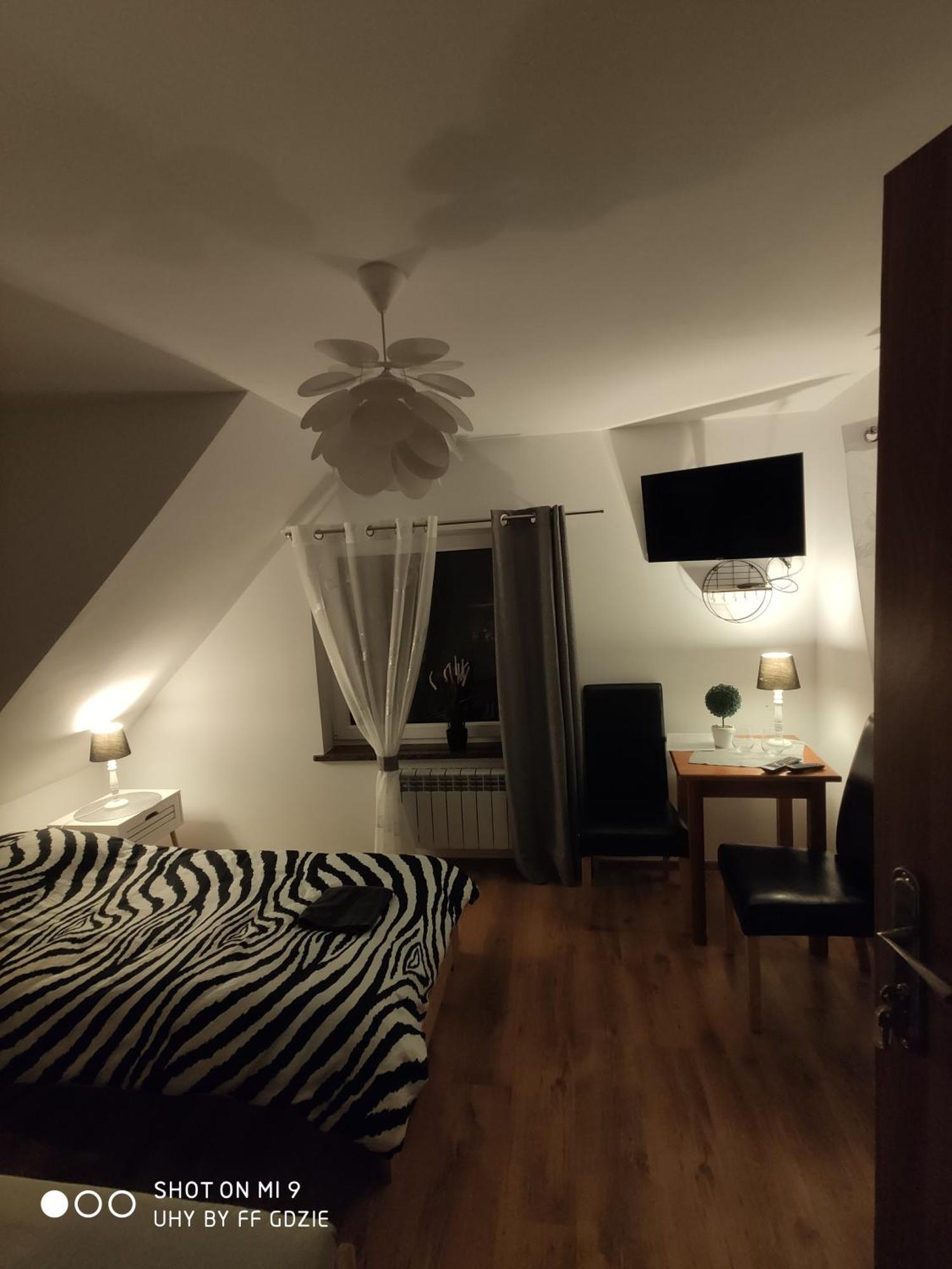 Apartamenty Pod Sosnami Ostroda Miedzylesie 6Os Oda fotoğraf